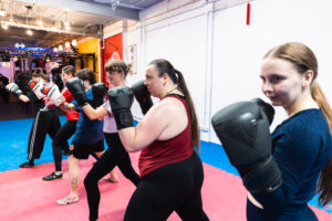 Women-Only Sanda Kickboxing diagonal